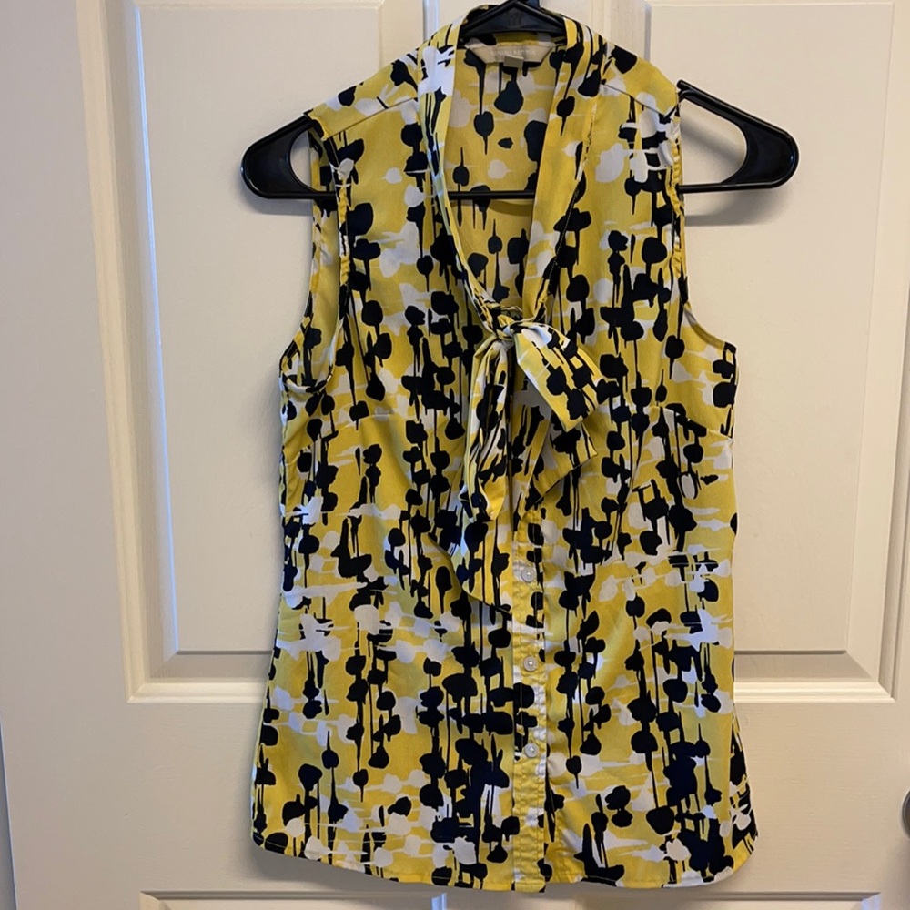 Banana are Sleeveless Blouse